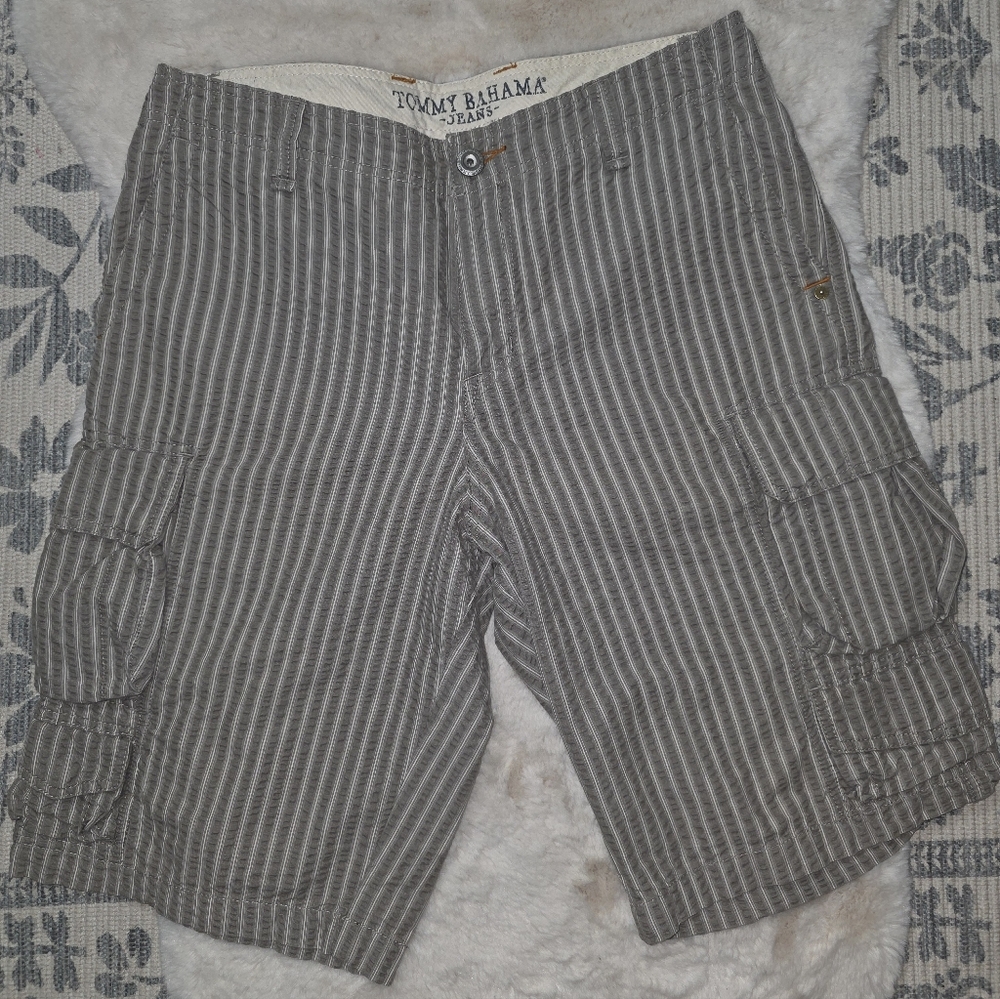 Tommy Bahama Cargo Shorts Mens Sz 32
